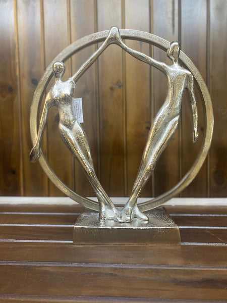 DANCING COUPLE IN RING