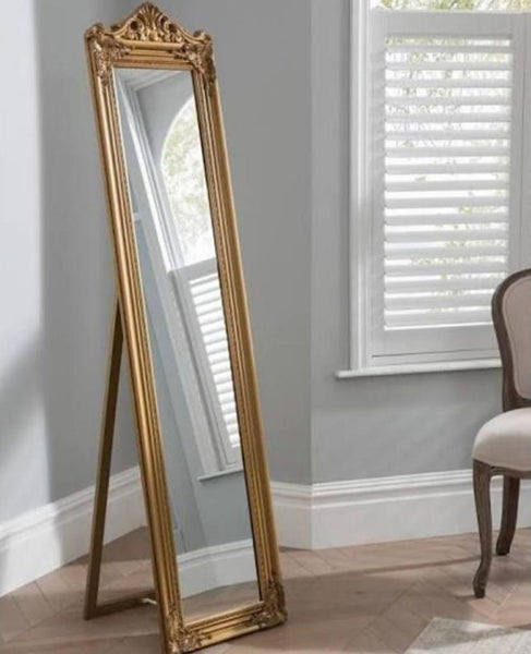 Velantia Vintage Mirror