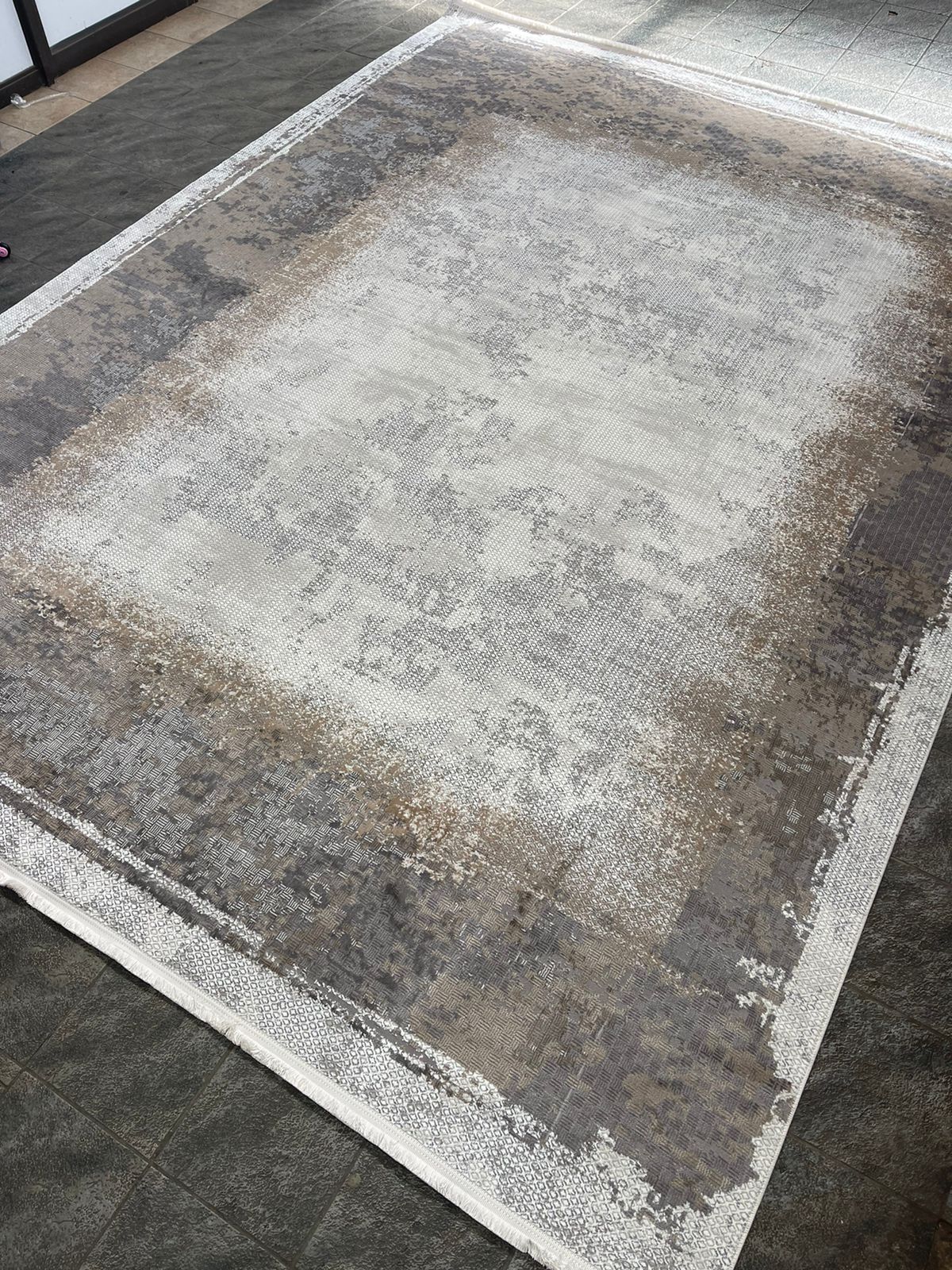 Rug - 2022