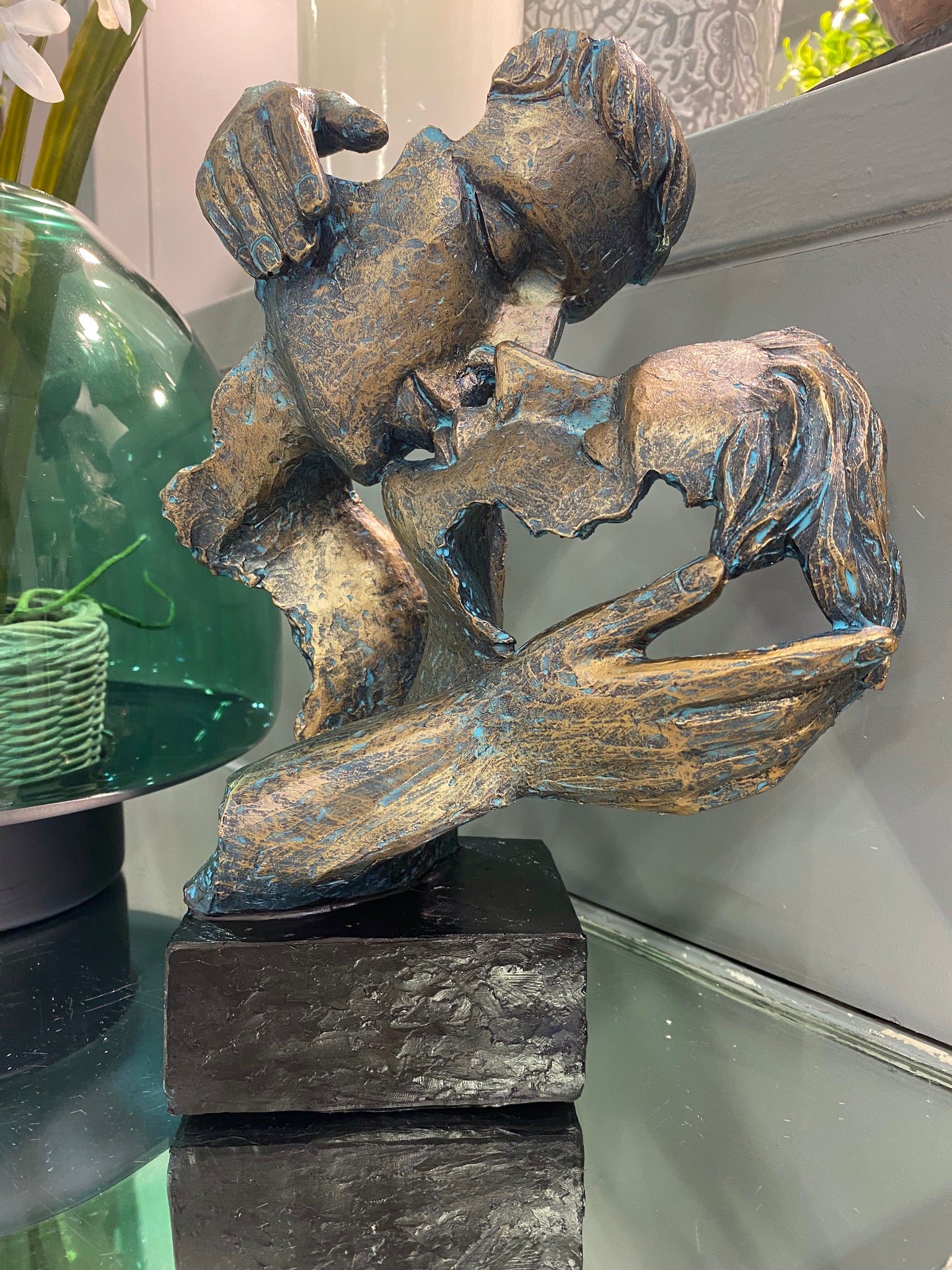 Gone Lovers Sculpture